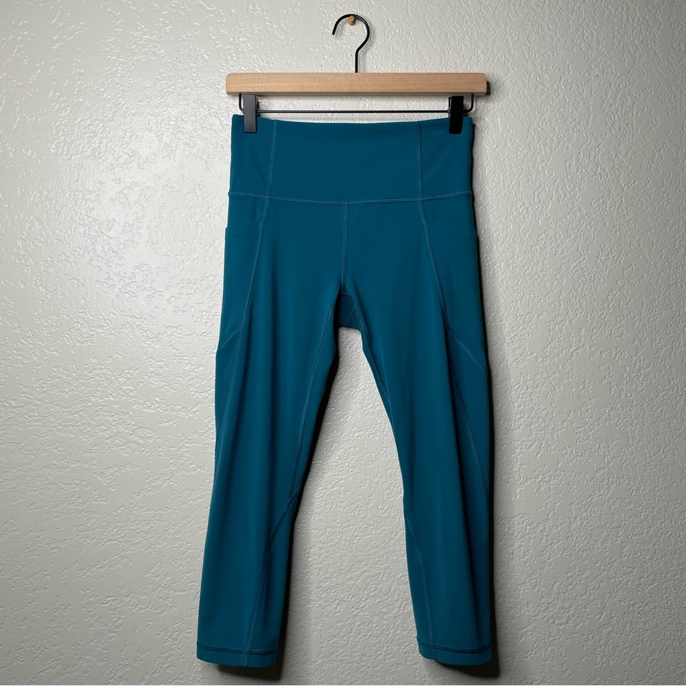 Athleta Blue Workout Leggings Crop 3 Pockets - Picture 2 of 12